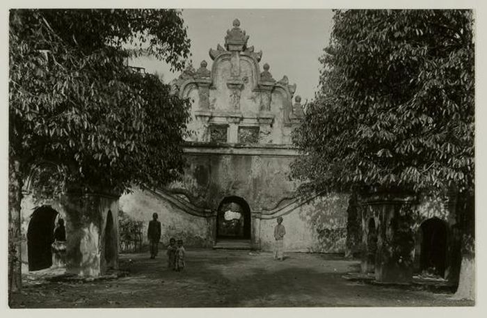 Taman Sari, sekitar 1930.