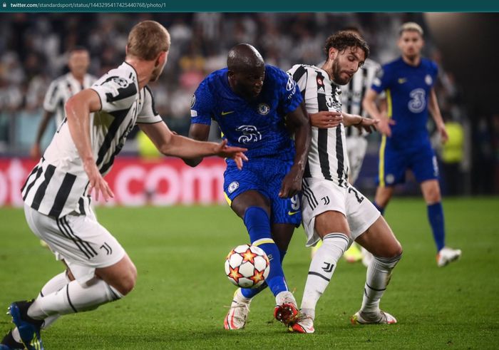 Juventus sukses membuat penyerang Chelsea, Romelu Lukaku, mati kutu pada matchday kedua Grup B Liga Champions 2021-2022.