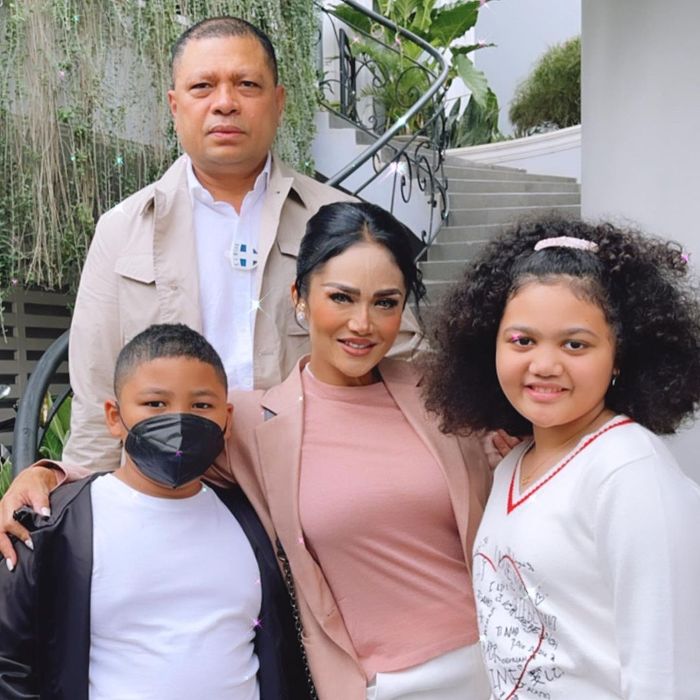 Keluarga Krisdayanti