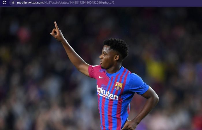 Pemain Barcelona, Ansu Fati, mencetak gol ke gawang Valencia di Stadion Camp Nou dalam laga pekan ke-9 Liga Spanyol 2021-2022 pada Minggu (17/10/2021) waktu setempat atau Senin pukul 02.00 WIB. 