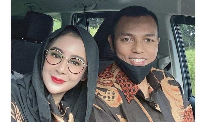 Uut Permatasari dan Tri Goffarudin Pulungan