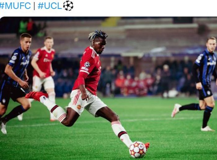 Gelandang Manchester United, Paul Pogba, beraksi dalam laga Grup F Liga Champions kontra Atalanta di Stadio di Bergamo, Selasa (2/11/2021).