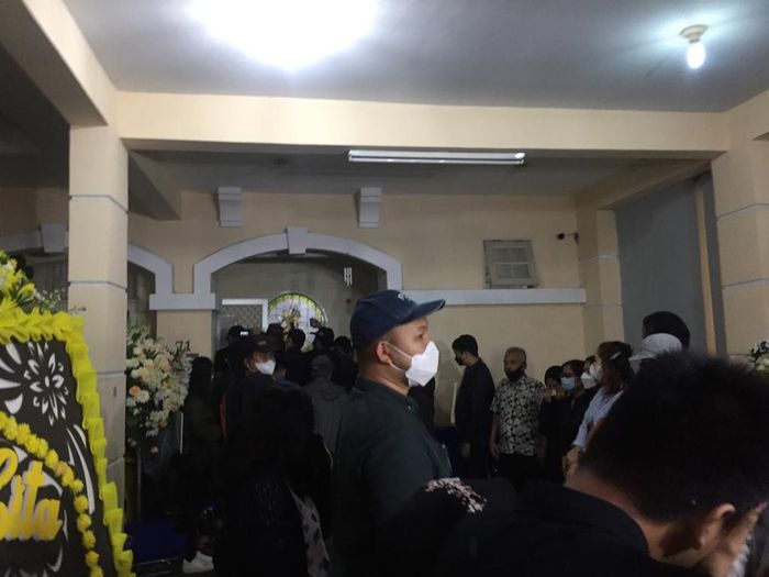 Suasana di kediaman mendiang Vanessa Angel dan Bibi Ardiansyah