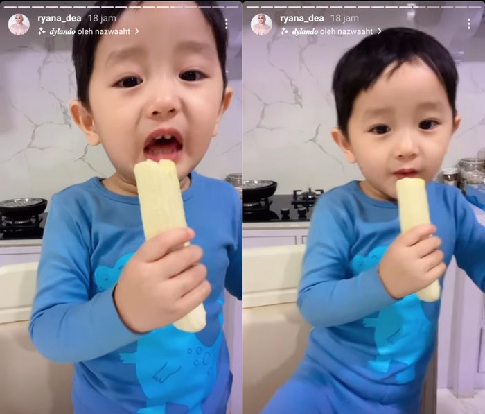 Potret anak Ryana Dea saat makan buah pisang.