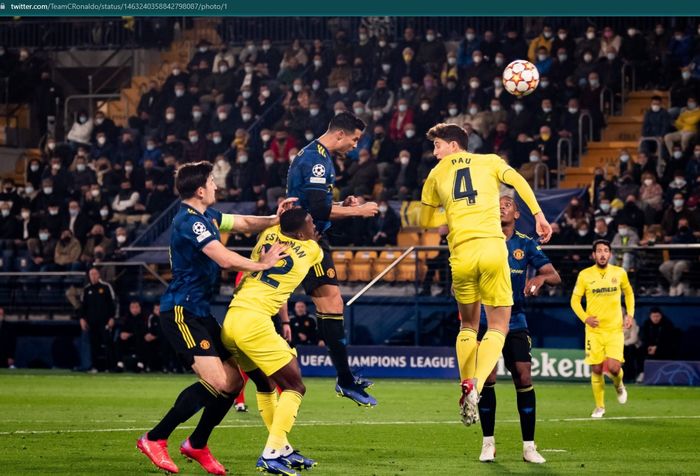 Cristiano Ronaldo mencetak satu gol dalam kemenangan 2-0 Manchester United atas Villareal pada laga Liga Champions.