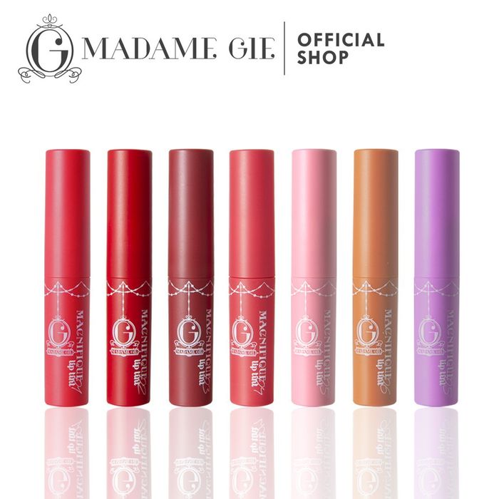 Rekomendasi lip tint dari brand kosmetik artis: Madame Gie Magnifique Lip Tint.