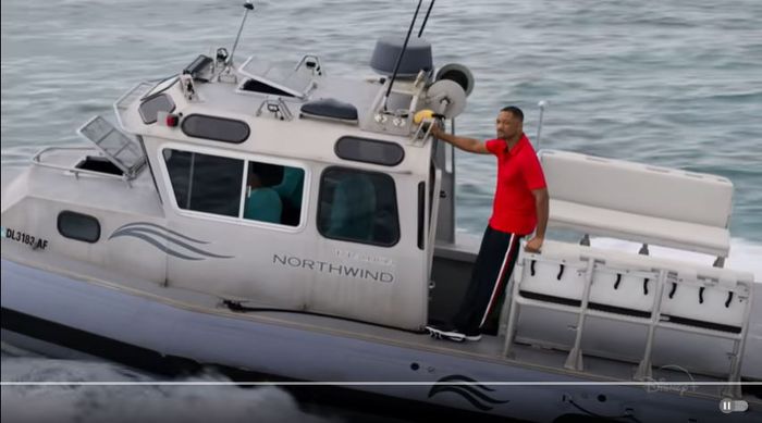 Will Smith menjelajahi alam liar dan tempat-tempat terpencil di Bumi.