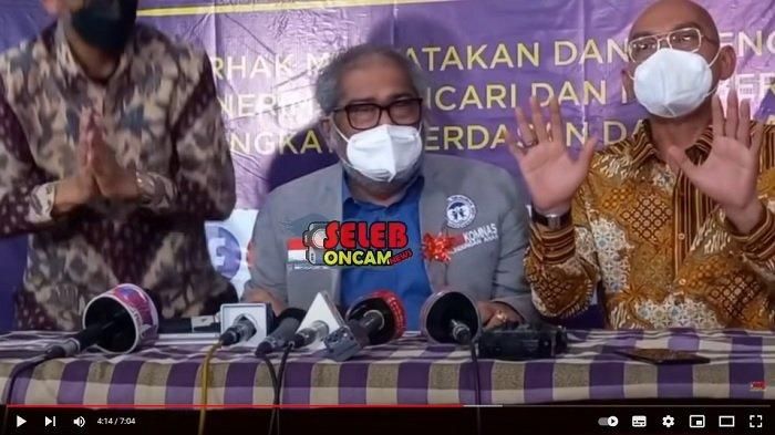 Doddy Sudrajat hendak walk out saat konferensi pers dengan Komnas PA