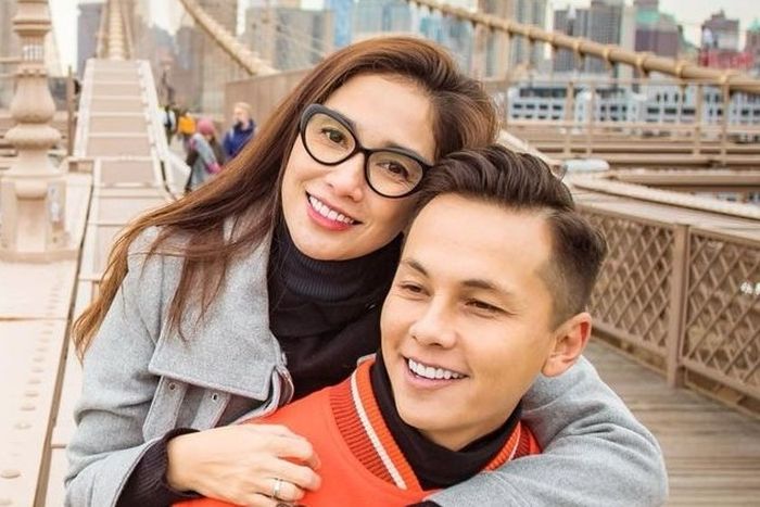 Ussy Sulistiawaty dan Andhika Pratama