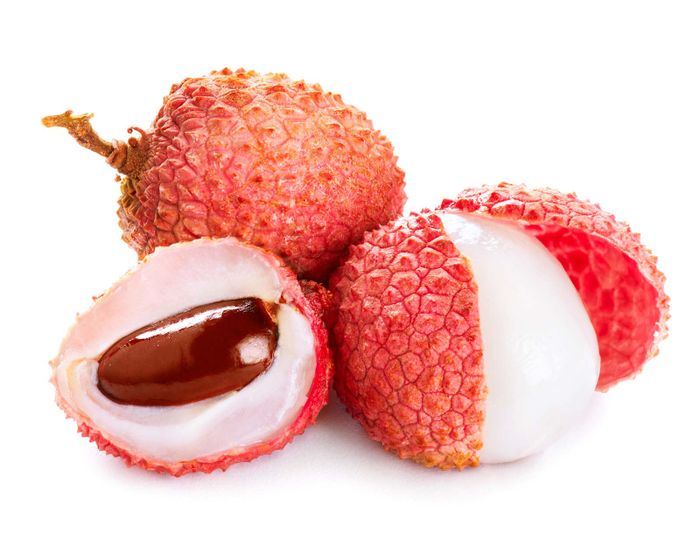 Bagian buah leci yang dapat dimakan (Litchi chinensis), asli Asia Tenggara.