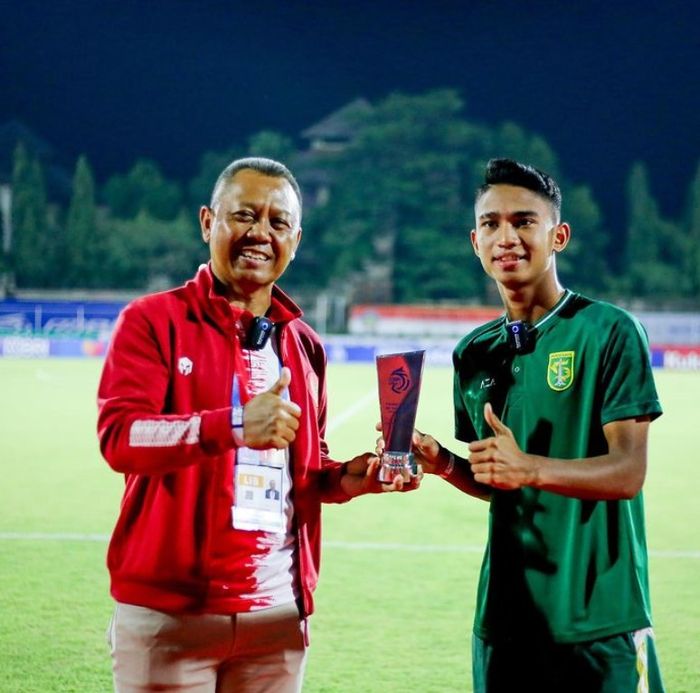 Marselino Ferdinand merupakan salah satu alumni dari Kompetisi Internal Klub Persebaya yang dipanggil Timnas Indonesia