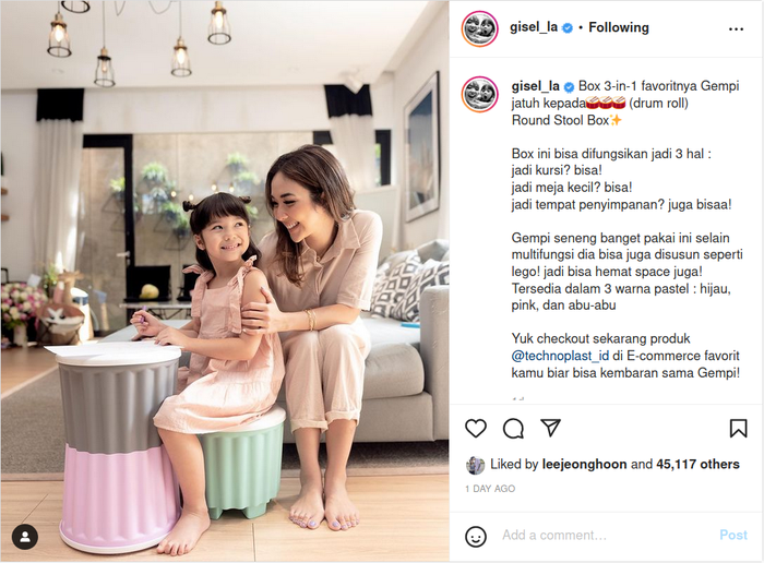 Elegan estetik, ternyata begini penampakkan ruang tengah di rumah artis Gisella Anastasia yang nyaman dengan banyak mainan.