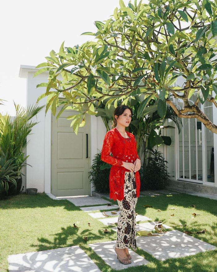 Dari Kasual Hingga Formal Inspirasi Tampil Pakai Kebaya ala  