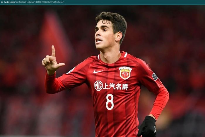 Eks gelandang serang Chelsea yang kini merumput di Liga Super China, Oscar.