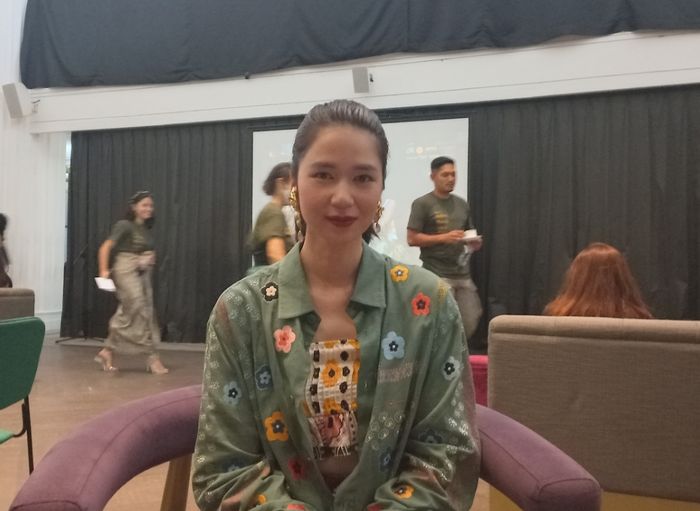 Laura Basuki saat Grid.ID temui di kawasan Antasari, Jakarta Selatan, Jumat (21/1/2022).