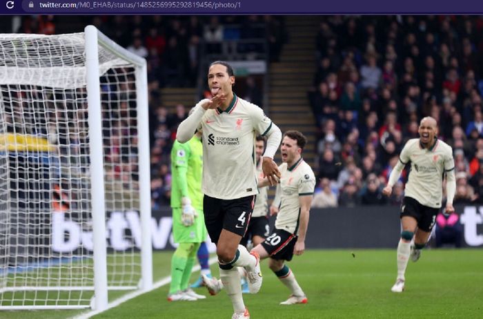 Virgil van Dijk mencetak gol untuk Liverpool ke gawang Crystal Palace dalam laga pekan ke-23 Liga Inggris 2021-2022 di Selhurst Park pada Minggu (23/1/2022) pukul 21.00 WIB.