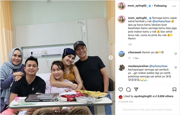 Anaknya terbaring di rumah sakit padahal baru saja gelar acara tunangan, ini doa Umi Kalsum untuk adik Ayu Ting Ting.