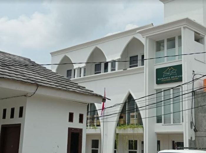 Maskanul Huffadz, pesantren milik Oki Setiana Dewi.