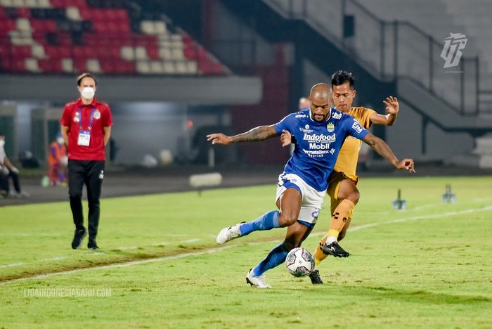 Persib vs Bhayangkara FC