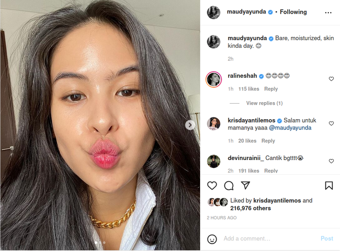 Pajang potret wajah bareface glowing menawan di media sosial, ternyata ini arti nama Maudy Ayunda yang justrutak kalah rupawan.