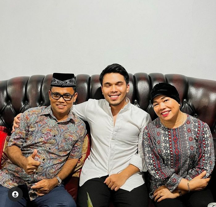 Thariq bertemu orang tua Fuji