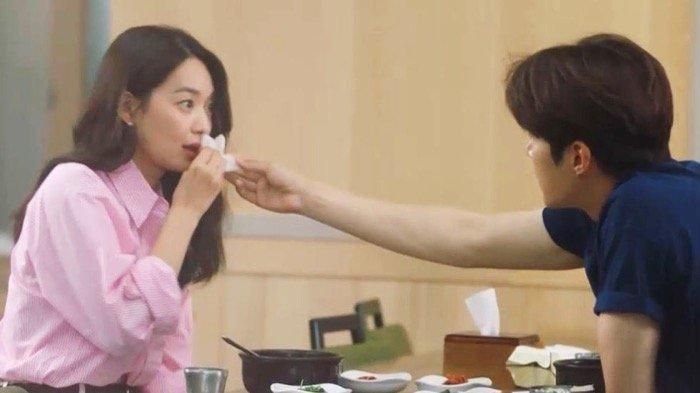 Ilustrasi jatuh cinta