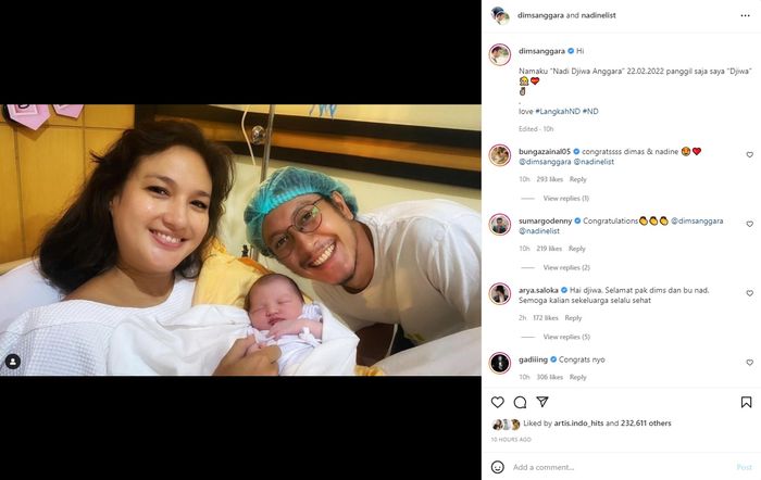 Unggahan Dimas Anggara mengenai kelahiran anak pertamanya. 