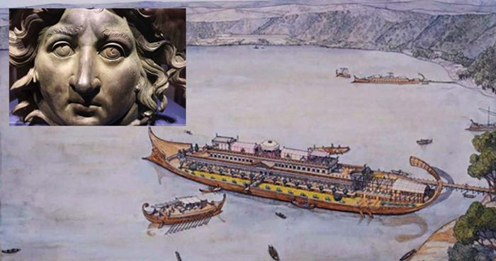 Dua kapal di Danau Nemi yang diyakini jadi istana terapung Kaisar Caligula. Ada patung wajah tembaga kuno di kapal-kapal itu.
