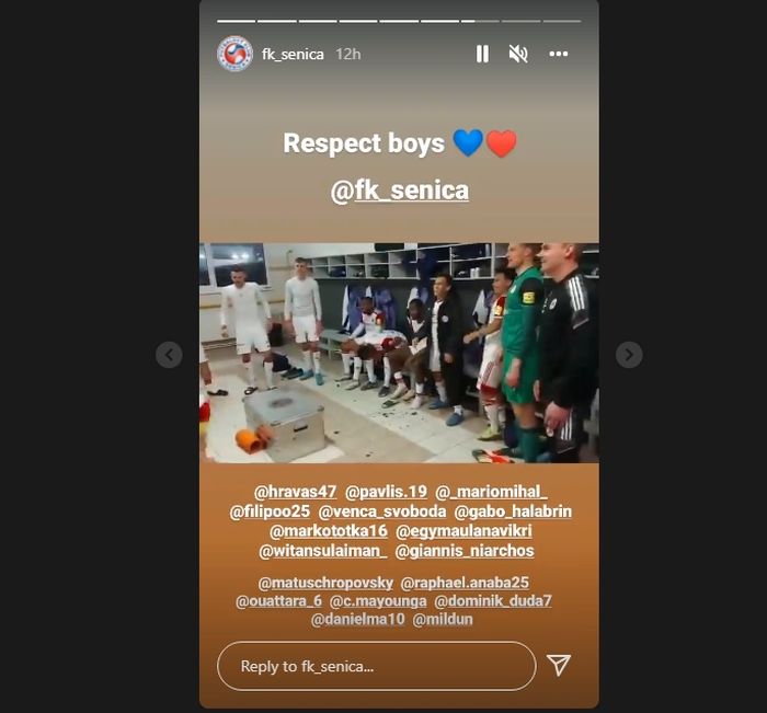 Egy Maulana Vikri dan Witan Sulaeman ikut berpesta dalam ruang ganti FK Senica usai mengalahkan Michalovce (26/2/2022). 