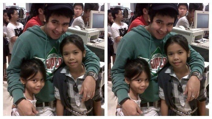 Potret Renna Oktapia saat masih kecil bersama mendiang Olga Syahputra