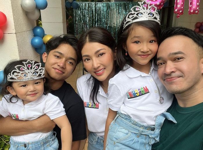 Keluarga Sarwendah dan Ruben Onsu