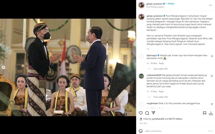 Momen pengukuhan KGPAA Mangkunegaran X