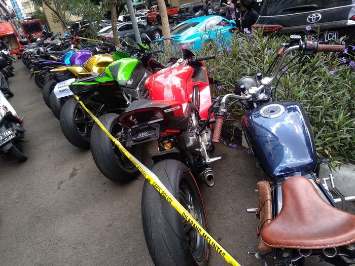 Sederet aset Doni Salmanan yang disita Bareskrim Mabes Polri