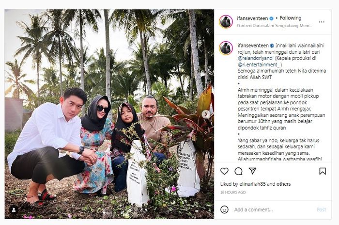 Ifan Seventeen ziarah ke makam temannya.