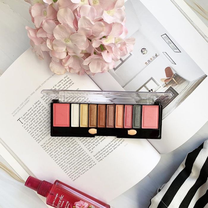 Rekomendasi eyeshadow palette murah meriah keluaran Implora.