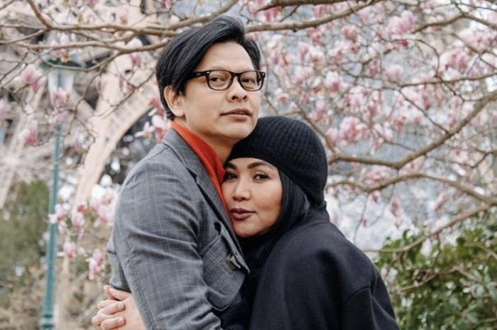 Armand Maulana dan Dewi Gita