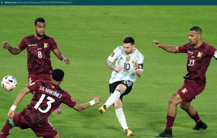 Argentina sukses menghajar Venezuela 3-0 dalam lanjutan laga Kualifikasi Piala Dunia 2022 zona CONMEBOL.