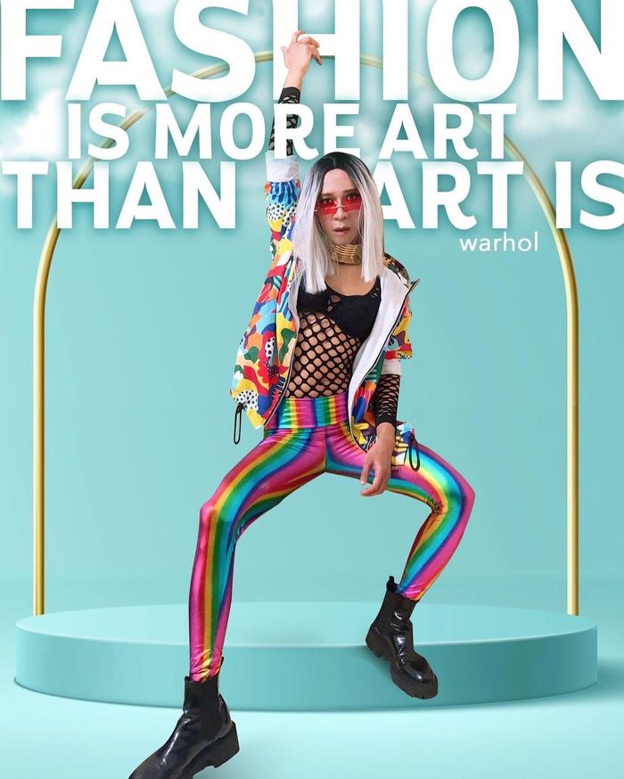 Potret OOTD Aming yang berani tampil beda!