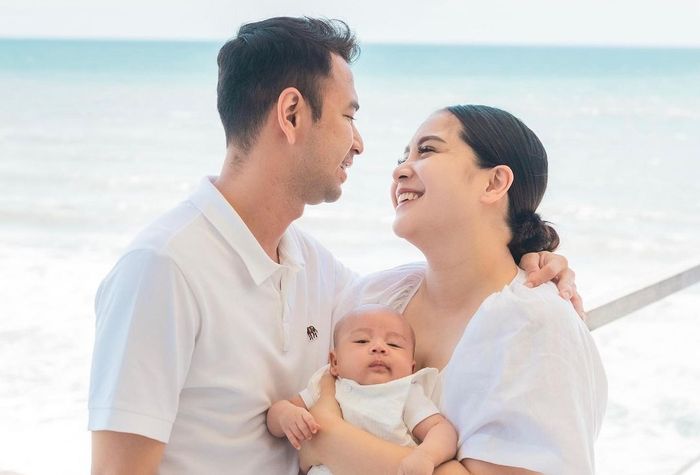 Raffi Ahmad, Nagita Slavina, dan Rayyanza 