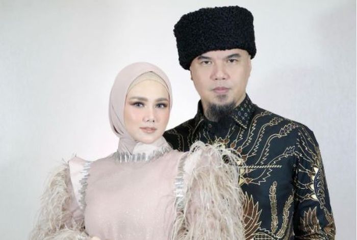 Mulan Jameela dan Ahmad Dhani