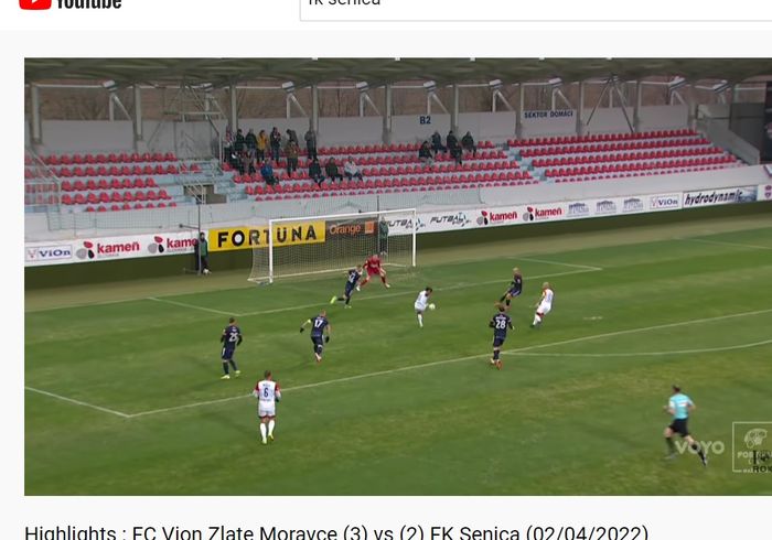 Satu momen sial Witan Sulaeman saat memperkuat FK Senica melawan Zlate Moravce pada 2 April 2022.