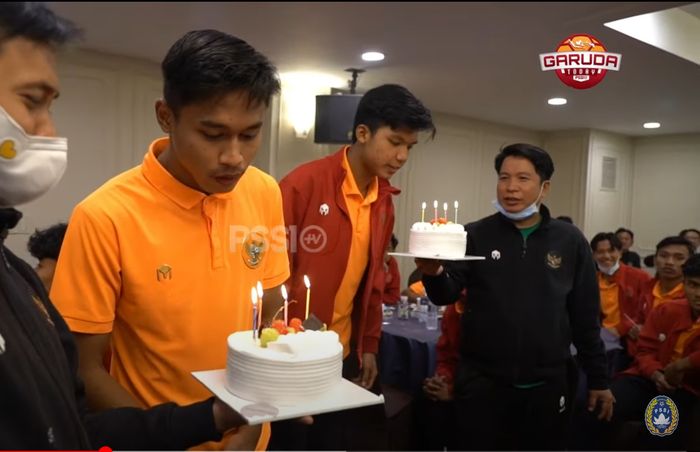 Pemain timnas U-19 Indonesia, Alfriyanto Nico dan Kadek Arel Priyatna