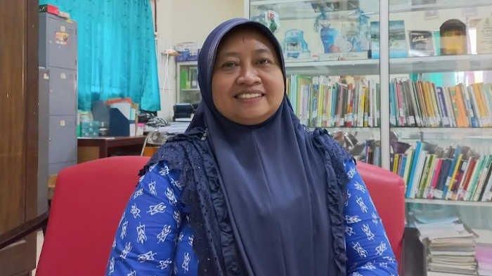 Ahli Gizi dari Akademi Gizi Karya Husada Kediri, Mirthasari Palupi SST, M. Kes