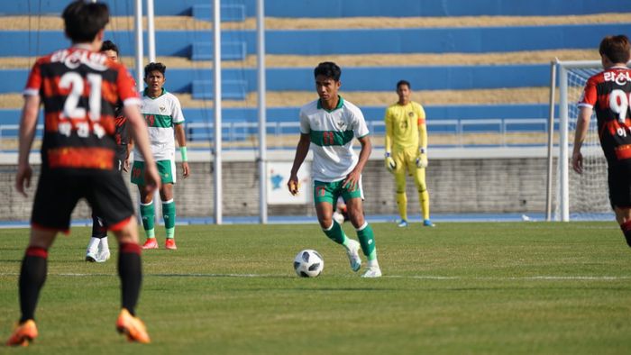 Pemain timnas U-19 Indonesia, Marselino Ferdinan saat uji coba melawan Pohang Steelers, Sabtu (9/4/2022).