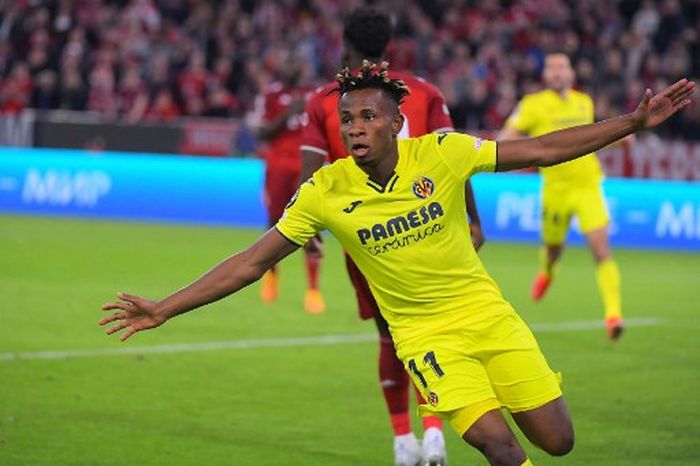 Gelandang Villarreal, Samuel Chukwueze, mencetak gol yang menyamakan skor 1-1 dalam laga melawan Bayern Muenchen di leg kedua babak perempat final Liga Champions, Rabu (12/4/2022) di Allianz Arena. 