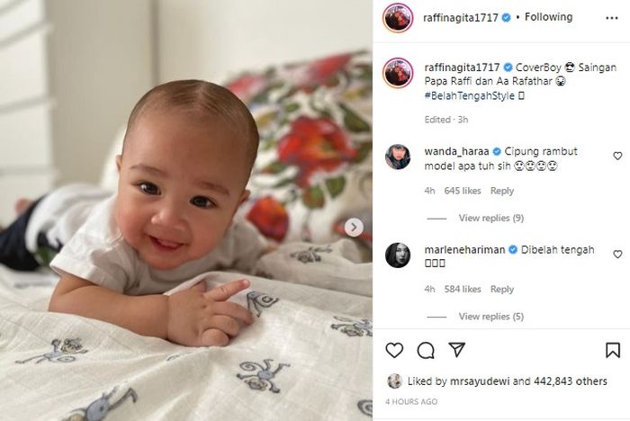 rambut Rayyanza dibelah tengah.