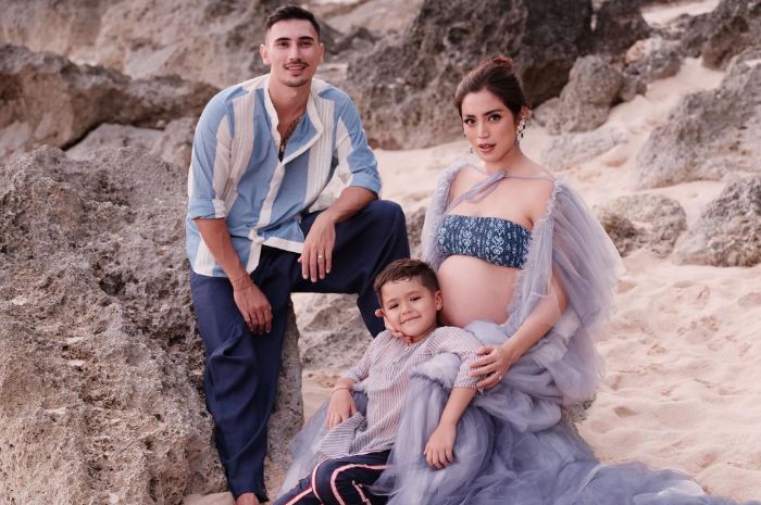 Keluarga Jessica Iskandar.