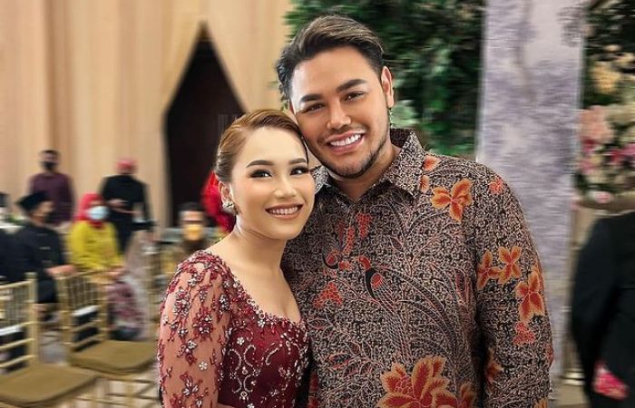 Ayu Ting Ting dan Ivan Gunawan 
