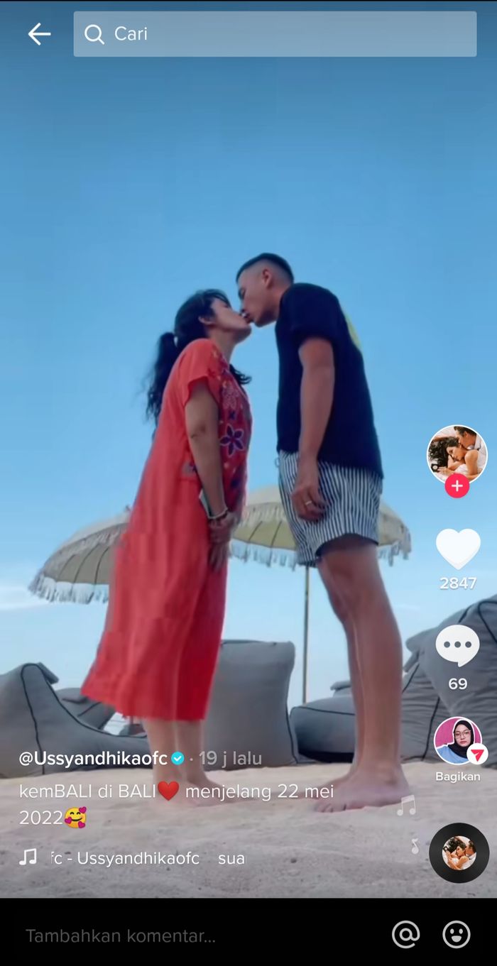 Unggahan Ussy Sulistiawaty