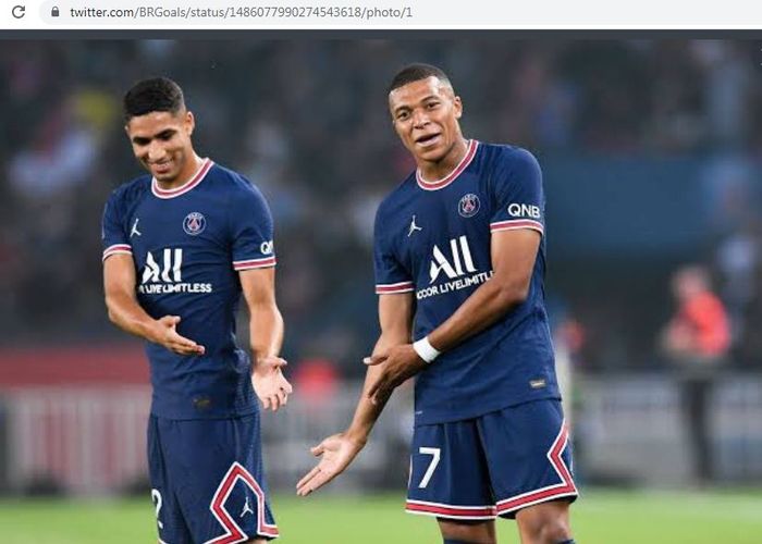 Selebrasi dua pemain Paris Saint-Germain, Achraf Hakimi dan Kylian Mbappe